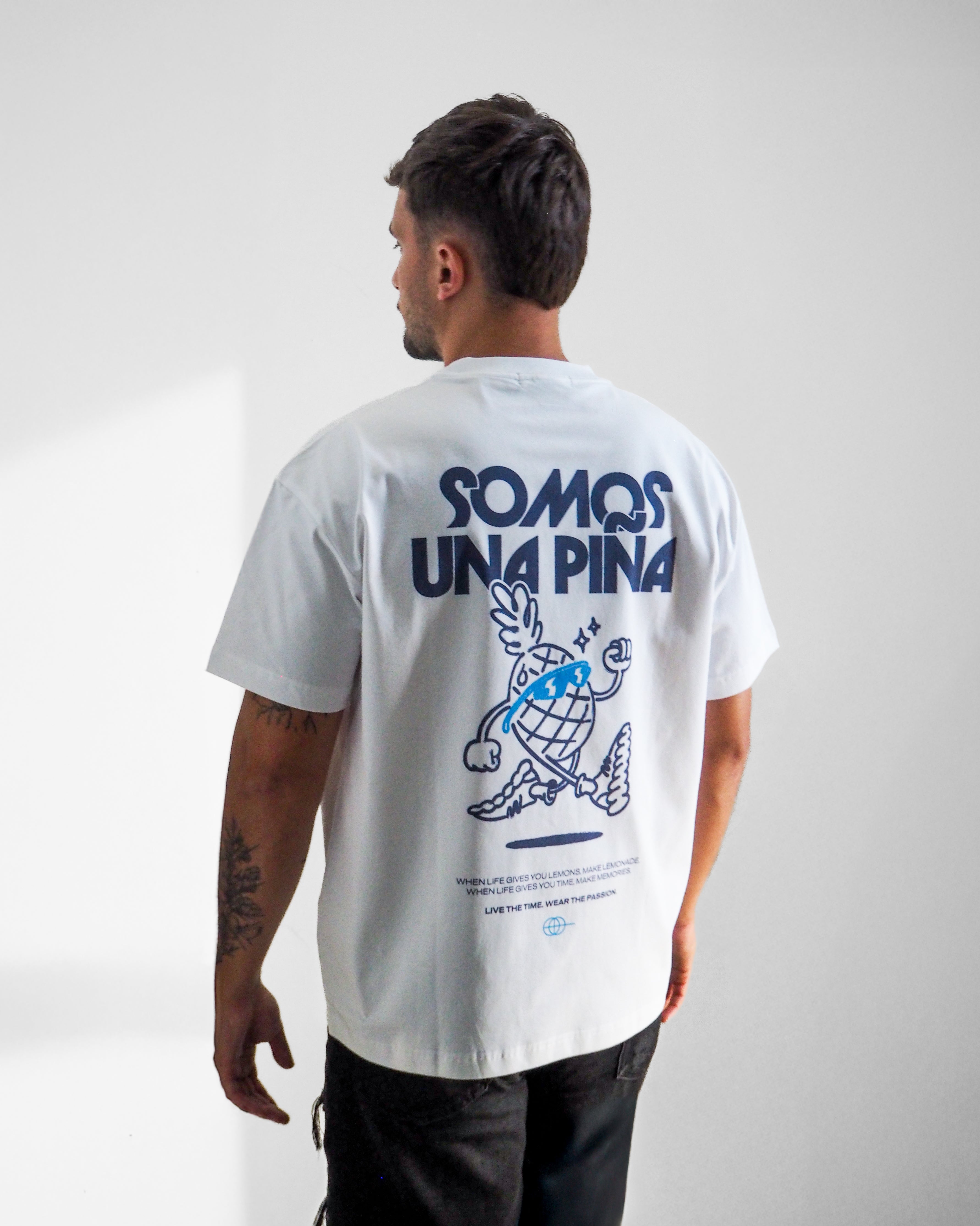 Somos una piña - Azul Esencia